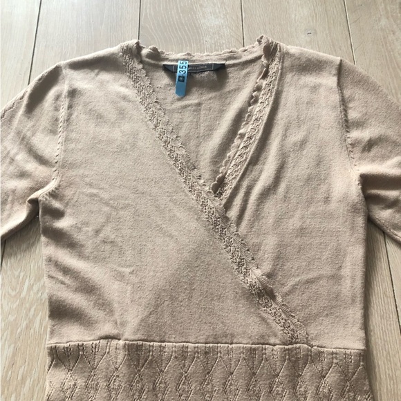 BCBG Maxazria Y2K Silk Blend Faux Wrap Lace Flare Dress in Beige Size XS - Picture 3 of 12